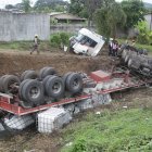 Entorno. El accidente de ayer generó preocupación e ira ante la falta de acciones preventivas.