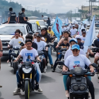 La política ecuatoriana ha estado marcada por partidos creados a la medida de sus líderes, estructuras frágiles que surgen para competir en elecciones y desaparecen cuando se agota el poder del caudillo.