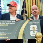 El presidente de los Estados Unidos, Donald Trump (i) junto al mandamás de la FIFA, Gianni Infantino, en uno de los últimos actos públicos por la organización del Mundial 2026.