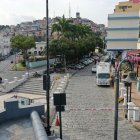 El turista cayó a una alcantarilla sin rejas de la zona.