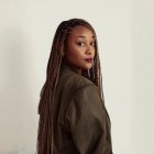 De conectarse con su historia a crear esculturas de identidad en cabello.