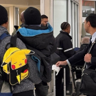 Liam Conejo, el niño ecuatoriano cuya detención por ICE generó indignación internacional, fue liberado y se reencontró con su familia tras 10 días de incertidumbre.