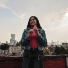 La compositora mexicana Azalea Báalam posa durante una entrevista con EFE, en Ciudad de México (México).