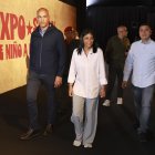 La presidenta encargada de Venezuela, Delcy Rodríguez, camina junto al ministro de Educación, Hector Rodríguez, y al ministro del Despacho de Presidencia, Juan Escalona, durante un acto de gobierno en Caracas.
