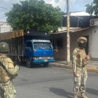 La organización Human Rights Watch señala que países de América Latina, como Ecuador, aplican políticas similares a las de Trump en sus territorios.