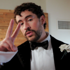 Bad Bunny vestido en Schiaparelli para la 68° edición del Grammy