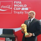 Roberto Carlos y la Copa del Mundo, 24 años después, en España.