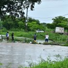 El estero El Macho amenazó a los habitantes de este sector ubicado al norte de Machala.