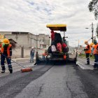 Referencia: La avenida Quitumbe Ñan se amplía a cuatro carriles, lo que genera cierres viales temporales y desvíos controlados por la AMT.