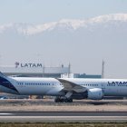Uno de los aviones de la empresa Latam.