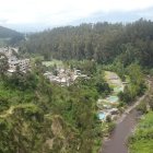 Los bomberos atendieron la emergencia en el Reservorio de Guangopolo.
