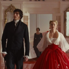 La nueva versión de Cumbres Borrascosas es uno de los estrenos más esperados de esta semana.