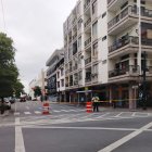 Varias calles cercanas al sitio del incendio se encuentran cerradas.