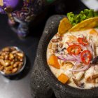 La propuesta de Pucará se define como cocina tradicional peruana elevada a la alta cocina, con una fusión consciente de ingredientes ecuatorianos.