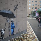 Un mural en el Hospital Infantil Okhmadyt en Kiev.