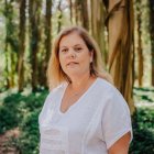 Noelia Pace es psicología. Se ha especializado en terapias alternativas y tanatología.