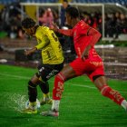Barcelona SC vs Aucas fue por la Noche Amarilla en Quito.