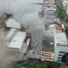 El incendio ha generado temor entre la ciudadanía del centro de Guayaquil.