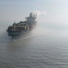 Pocas embarcaciones están cruzando el estrecho de Ormuz.