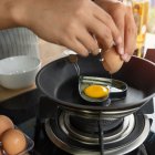 Huevos cocidos con vegetales representan el equilibrio perfecto