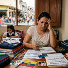 Siete de cada diez familias prevén endeudarse para cubrir matrículas, útiles y uniformes.