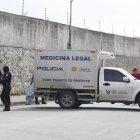 Familiares de la víctima llegaron al lugar del crimen para despedir a Javier Marín, de 18 años.