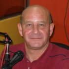 El periodista deportivo Simón Cañarte estuvo al aire la noche del viernes 13 de marzo en el programa Amarillo es el color.