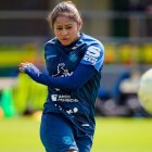 Anahí Vargas futbolista de la selección de Ecuador Sub 17.