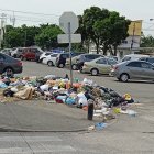 Vecinos del note de Guayaquil reportan basura acumulada tras los cambios temporales en los horarios de Urvaseo.