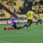 Darío Benedetto celebra el gol del triunfo ante Técnico Universitario.