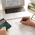 Contribuyentes tienen nuevo plazo para declarar impuestos tras problemas técnicos del SRI.