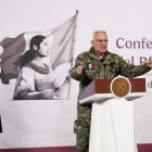 Ricardo Trevilla, secretario de la Defensa Nacional, durante la rueda de prensa de este lunes en el Palacio Nacional de Ciudad de México.