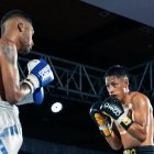 El Lobo Inga (d) lleva seis victorias consecutivas como profesional.