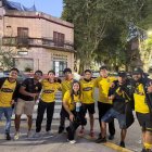 Saby sufrió un corte en la frente tras el impacto del balón en su rostro.