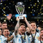 Argentina, campeón del mundo, tenía previsto disputar con España la Finalissima el 27 de marzo.