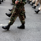 Imagen referencial. Jóvenes en formación militar durante actividades de acuartelamiento, en el marco del proceso de inscripción para 2026.