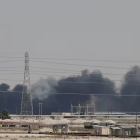 La ofensiva iraní alcanzó la refinería de Ras Tanura en Arabia Saudita y un petrolero en el golfo de Omán.