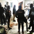 La Fiscalía realizó un allanamiento en Pomasqui, norte de Quito, como parte de la investigación por la presunta difusión del informe León de Troya.