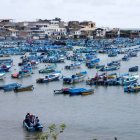 El puerto de Santa Rosa, parroquia de Salinas, registra una importante actividad pesquera.