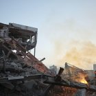 Rastros de destrucción en Irán, mientras la sucesión de poder ocurre bajo la guerra con Israel.