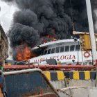 La embarcación "María Eulalia" sufrió un incendio.