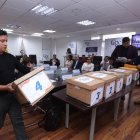 Los expedientes fueron entregados en cajas de cartón.