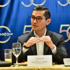 Xavier Rosero, presidente de la Federación Ecuatoriana de Exportadores, en el conversatorio con los medios de comunicación en Guayaquil.