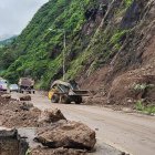 Por la vía Cuenca- Girón- Pasaje no podrán transitar los vehículos pesados de carga debido a la pérdida de carrile en los kilómetros 49 y 50.