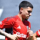 Kendry Páez, a horas de debutar con River Plate en el fútbol argentino.