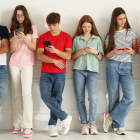 IMAGEN REFERENCIAL. Niñas, niños y adolescentes usan redes sociales desde edades tempranas, en medio del debate legislativo sobre su regulación en Ecuador.