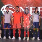 El club capitalino presentó el uniforme titular, de color rojo, y las indumentarias alternas que son gris y verde.