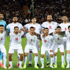 Los jugadores de la selección de Irán posan antes de disputar un partido clasificatorio rumbo a la Copa Mundial de la FIFA 2026.