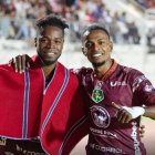 Los jugadores de Mushuc Runa festejan el triunfo sobre Emelec