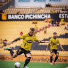 Darío Benedetto delantero de Barcelona SC 2026.